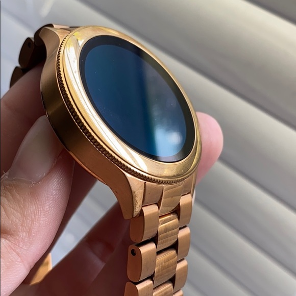 Rose Gold fossil watch - Picture 3 of 8